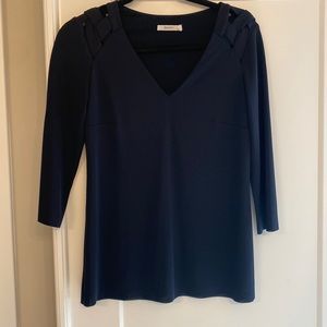 Bailey 44 Woven shoulder top.